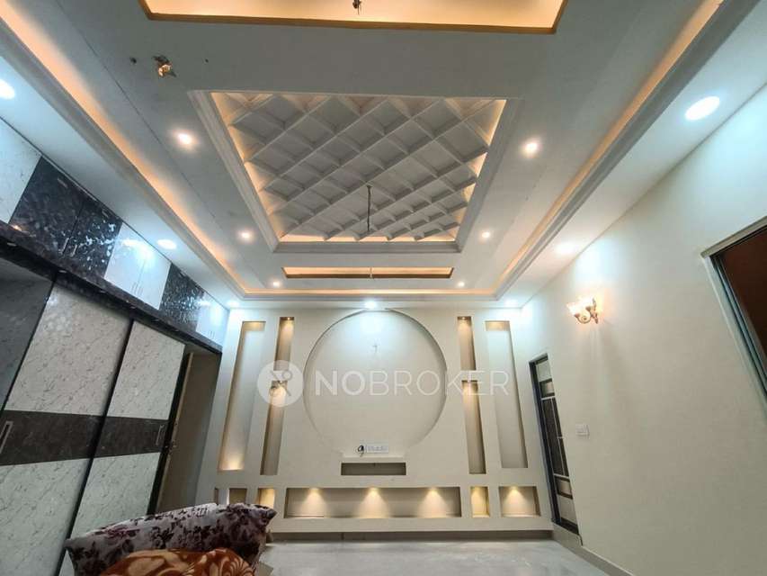 4+ BHK House For Sale  In Bellahalli