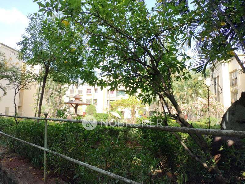 1 BHK Flat In Swastik Park For Sale  In Thane West 