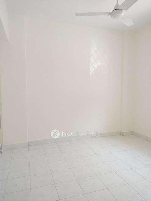 1 BHK Flat In Swastik Park For Sale  In Thane West 