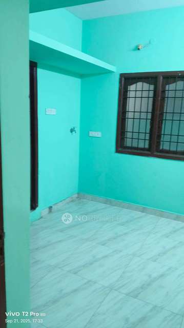 2 BHK Flat In Naveen Flats  For Sale  In Ponniammanmedu