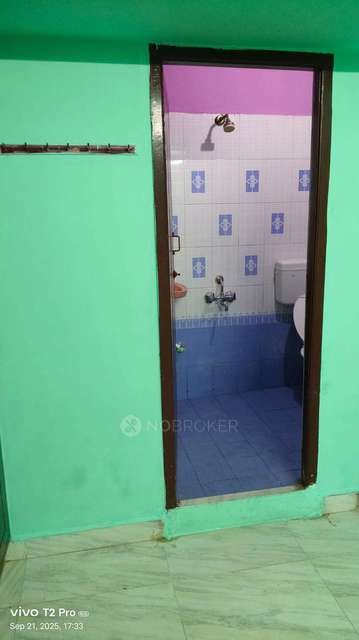 2 BHK Flat In Naveen Flats  For Sale  In Ponniammanmedu