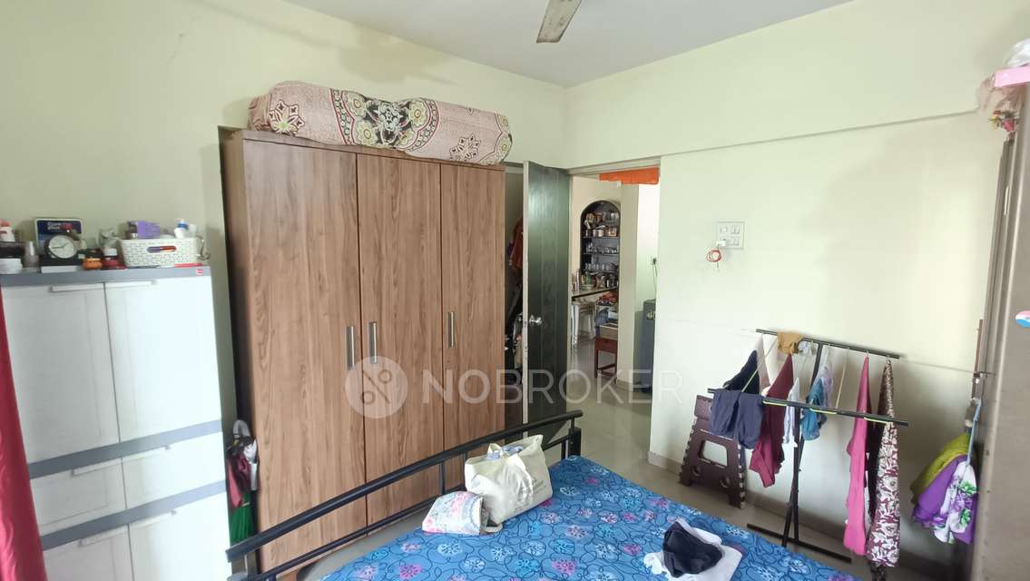 2 BHK Flat In Dhanasampada Society For Sale  In Mulund East