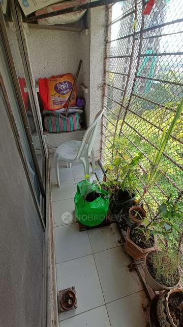 2 BHK Flat In Dhanasampada Society For Sale  In Mulund East