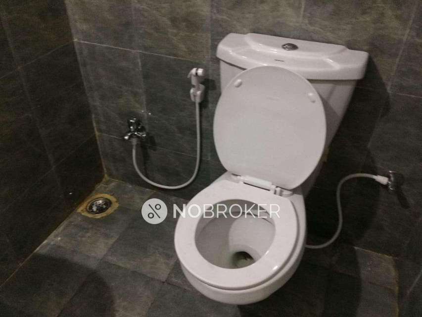 3 BHK Flat In Modi Emerald Heights Phase 1 For Sale  In Pocharam