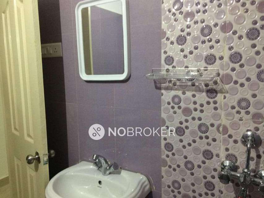 3 BHK Flat In Modi Emerald Heights Phase 1 For Sale  In Pocharam