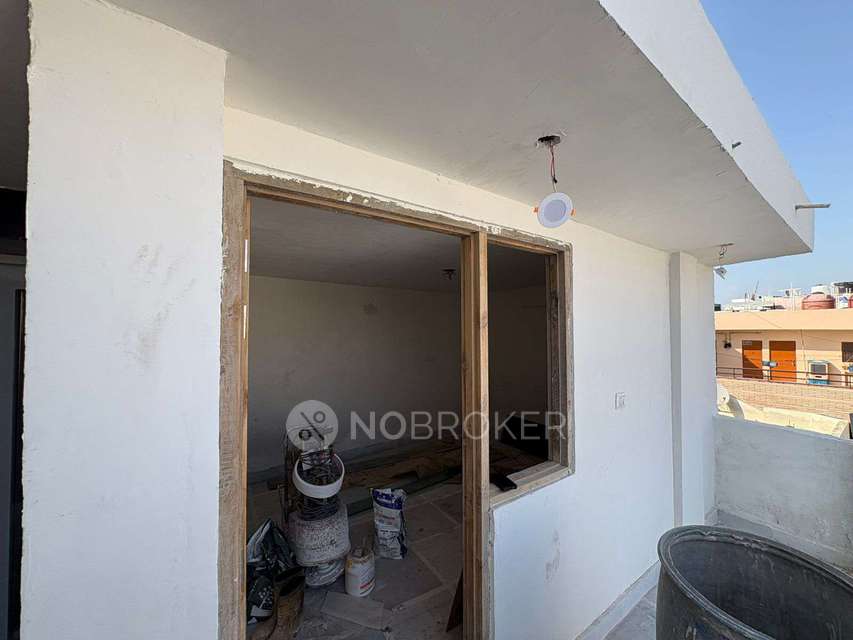 2 BHK Flat In Standalone For Sale  In Bali Nagar