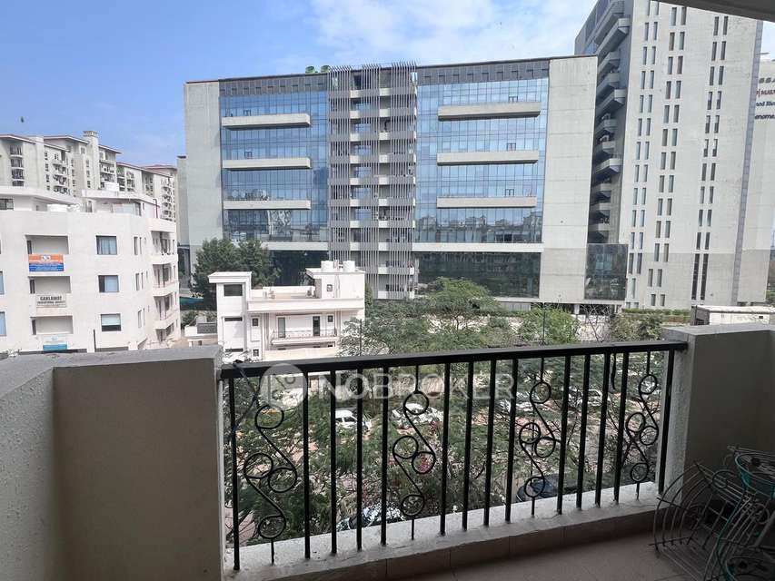3 BHK Flat In Emerald Premier Floors For Sale  In Sector 65