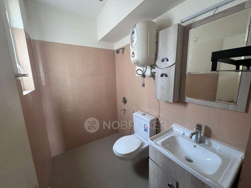 3 BHK Flat In Emerald Premier Floors For Sale  In Sector 65