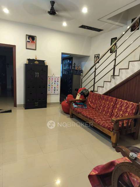 2 BHK House for Rent  In Velachery - Tambaram Main Rd, United Colony, Medavakkam
