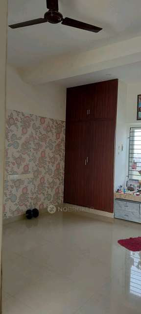 2 BHK House for Rent  In Velachery - Tambaram Main Rd, United Colony, Medavakkam