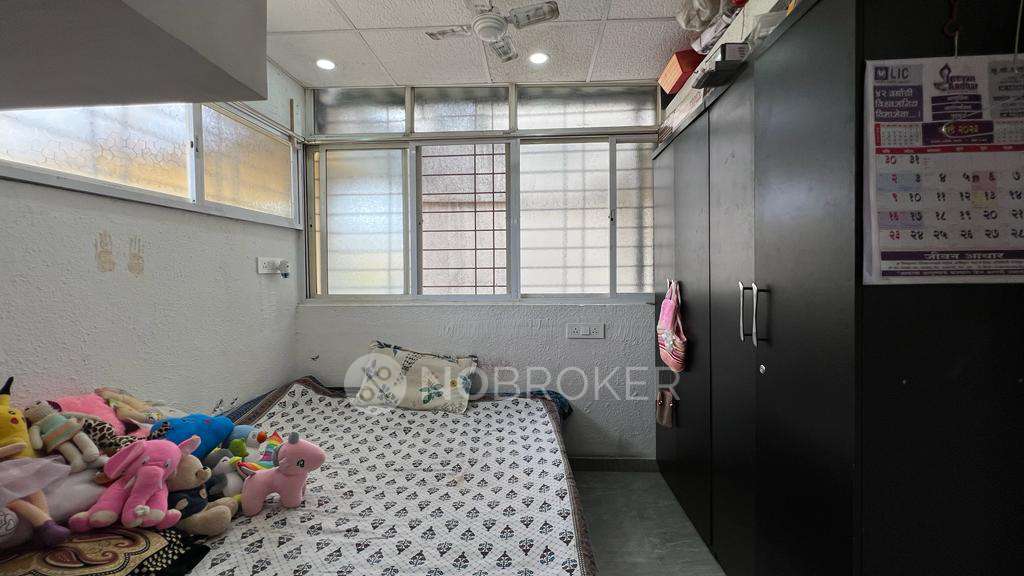 2 BHK Flat In Mahadev Apartments  For Sale  In Sadashiv Peth