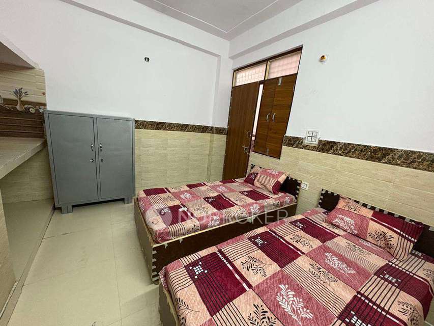 PG for Girls in  Sector 66 