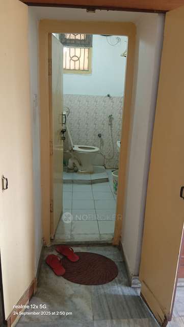 3 BHK Flat In Chandra Residency For Sale  In Bowenpally