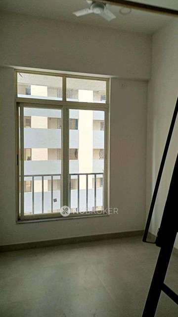 1 BHK Flat In Group Satellite Aarambh For Sale  In Malad East