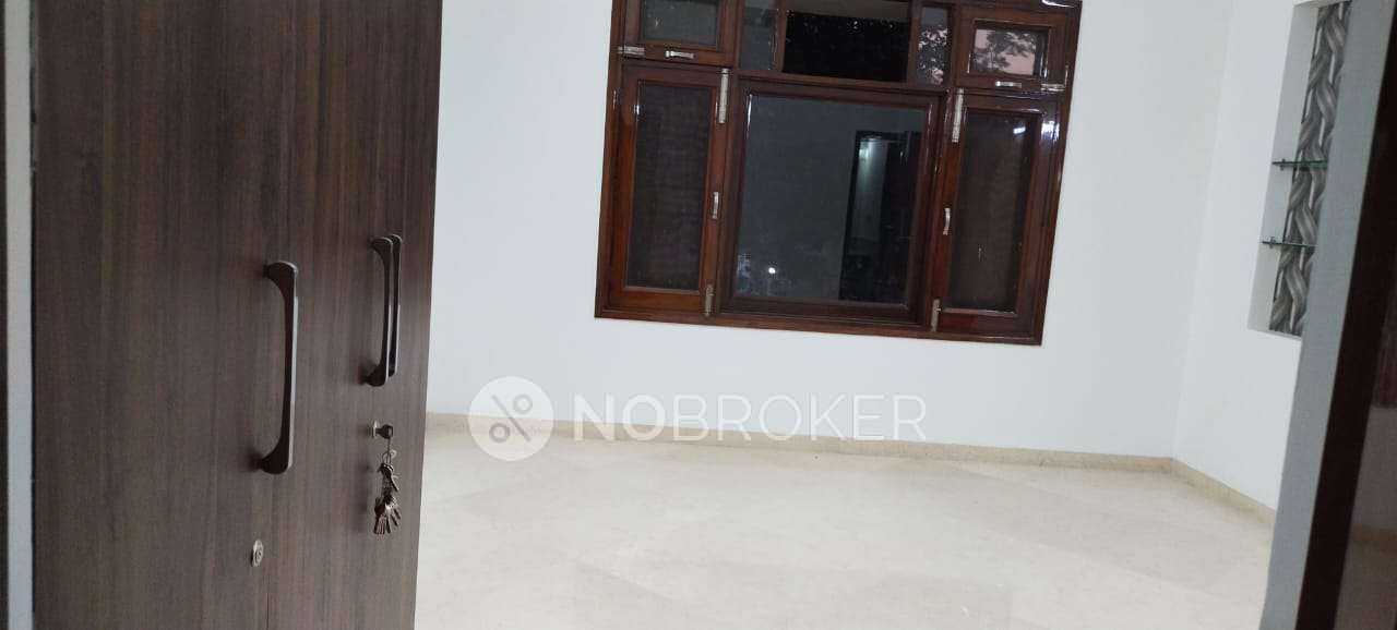 4 BHK Flat For Sale  In South Extension Ii