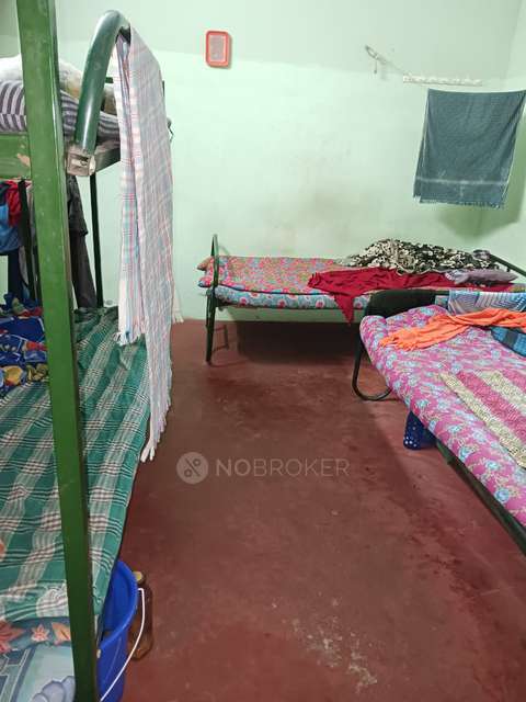 PG for Boys in New Perungalathur