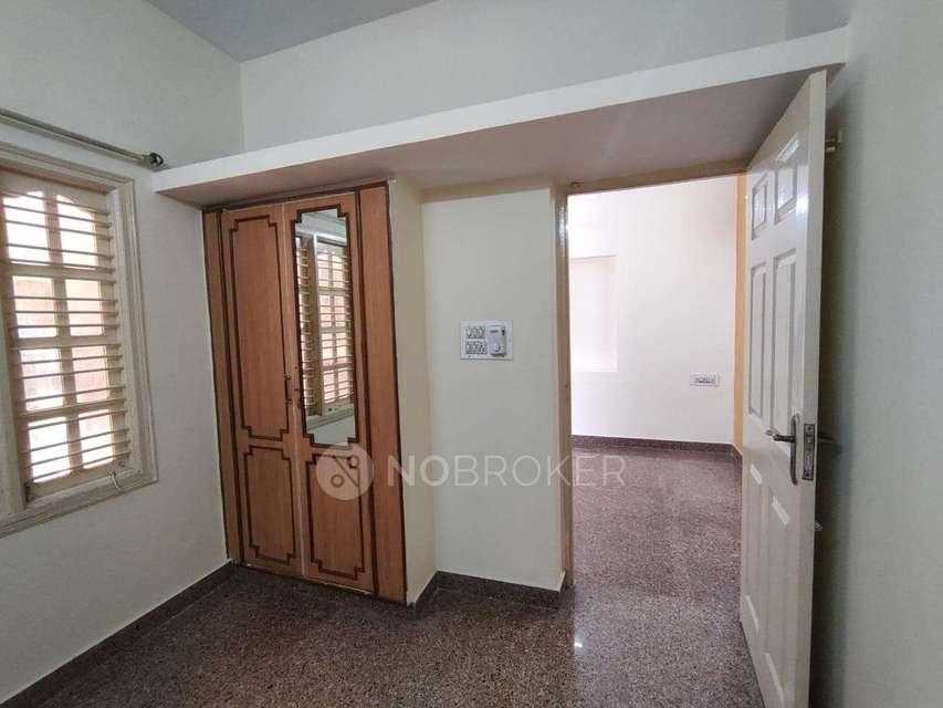 Independent House BTM Layout Rent WITHOUT BROKERAGE Semifurnished 2