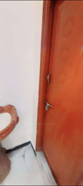 3 BHK Flat In Paramount Residency For Sale  In Toli Chowki