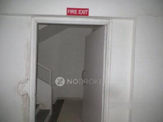 2 BHK Flat In Ganga Kalash Coop Hsg Society for Rent  In Vishrantwadi