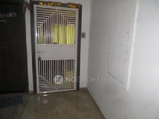 2 BHK Flat In Ganga Kalash Coop Hsg Society for Rent  In Vishrantwadi