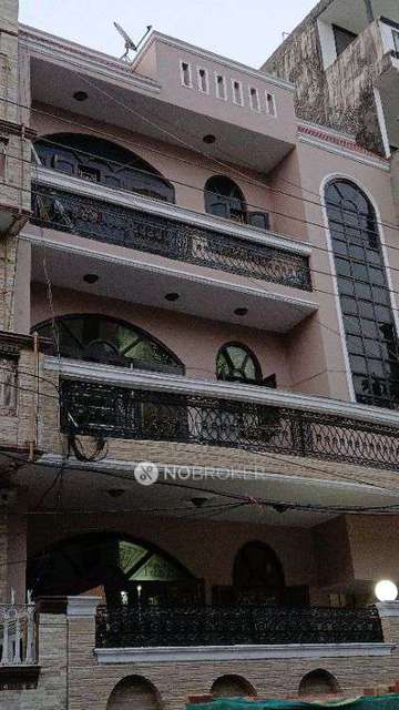 2 BHK Flat In Standalone Building  for Rent  In Sector 47 