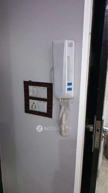 2 BHK Flat In Chawla Opticals, For Sale  In Uttam Nagar