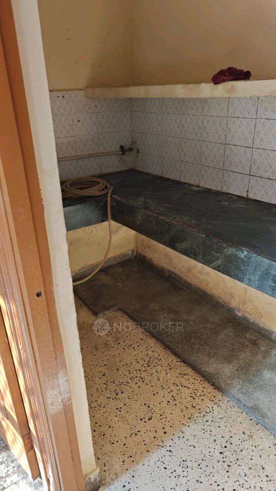 B 213 Shalimar Garden Main Rd Rent WITHOUT BROKERAGE Unfurnished 1