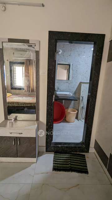 4 BHK Flat In Sri Sai Nivas  For Sale  In Kondapur