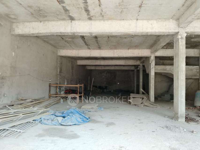 Showroom in Depo Metro Station, Greater Noida for Rent 