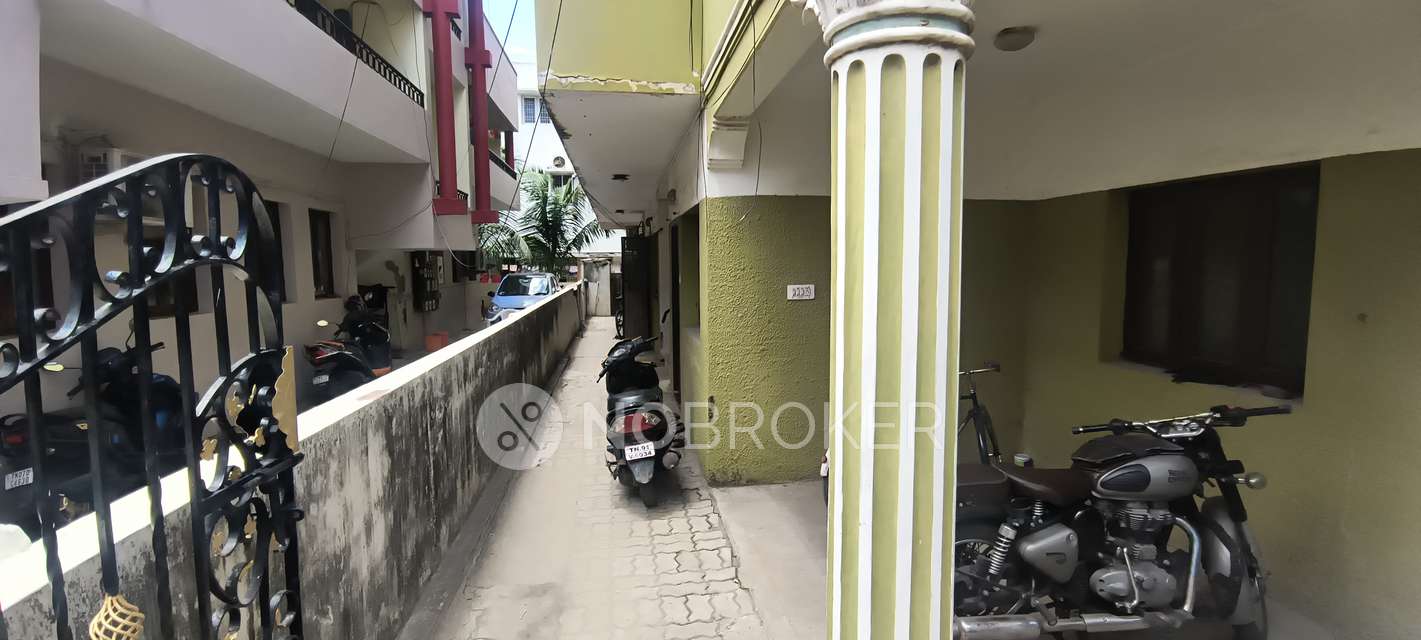 4+ BHK House For Sale  In Velachery