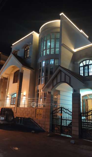 4+ BHK House For Sale  In Patalamma Layout