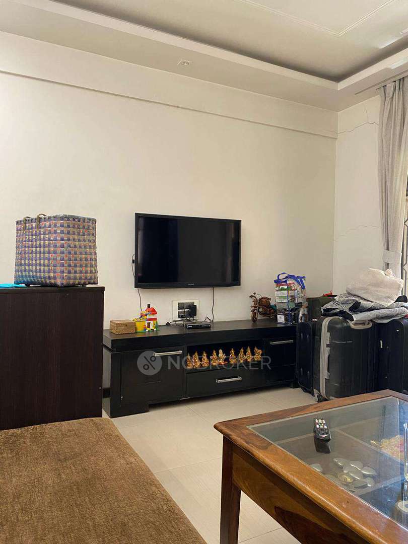 Jai Ashoka CHS Goregaon East Rent WITHOUT BROKERAGE Fully furnished 2 BHK Rental Flat in Jai