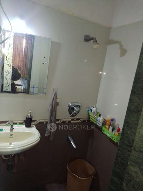 2 BHK Flat In Mahavir Platinum Chs For Sale  In Chembur East