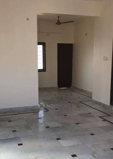 2 BHK Flat In Aniketh Towers For Sale  In Bachupally
