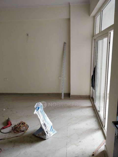 2 BHK Flat In Amrapali Zodiac For Sale  In Sector - 120