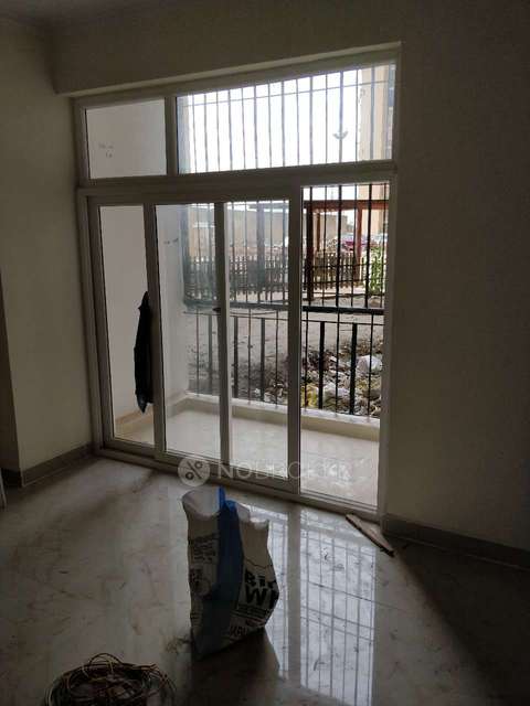 2 BHK Flat In Amrapali Zodiac For Sale  In Sector - 120