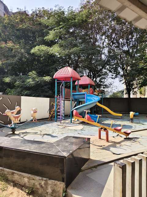 3 BHK Flat In Gemini Grand Bay for Rent  In Manjri