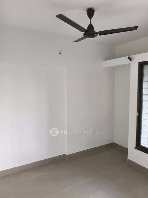 3 BHK Flat In Gemini Grand Bay for Rent  In Manjri