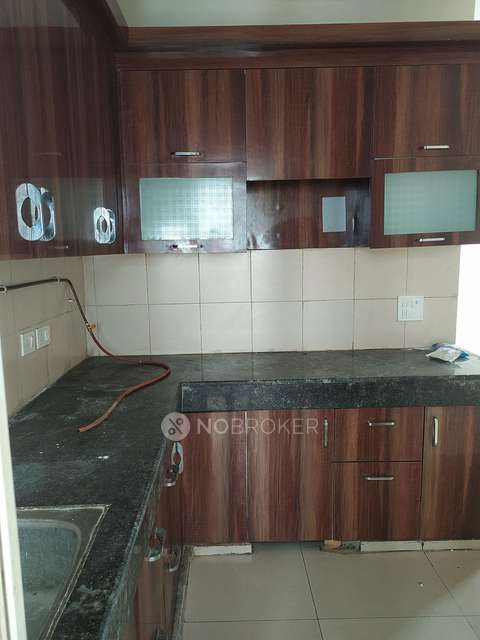 3 BHK Flat In Panchsheel Green 1 For Sale  In Panchsheel Greens 2