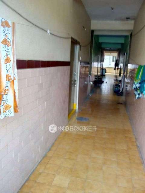 4+ BHK Flat For Sale  In New Nallakunta