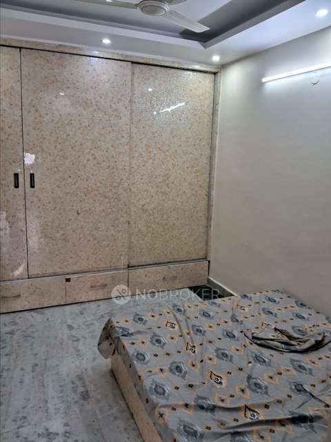 2 BHK Flat For Sale  In Moti Bagh