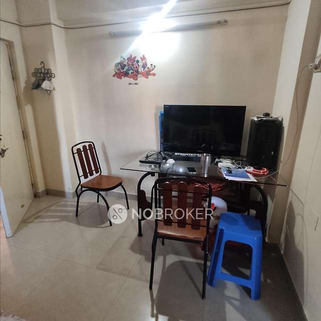 1 BHK Flat In Galaxy Heights Chs Ltd For Sale  In Malad West