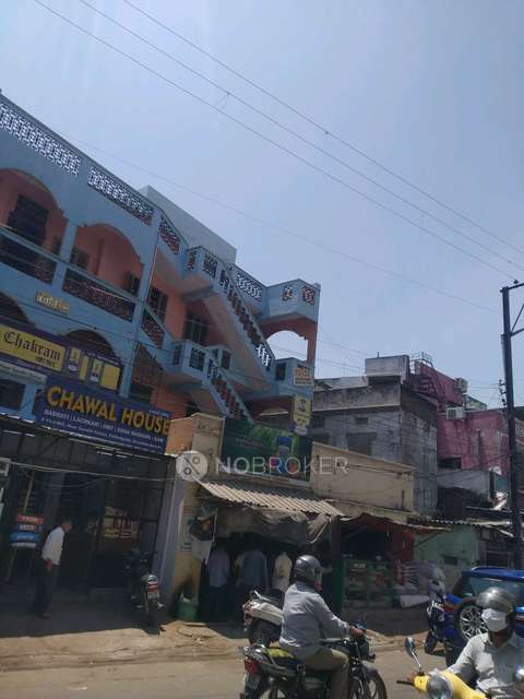 1 BHK Flat In Standalone Building  for Rent  In Chilakalguda