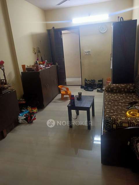 1 BHK Flat In Ratnadeep Co-op Hsg Soc For Sale  In Tilak Nagar