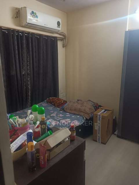 1 BHK Flat In Ratnadeep Co-op Hsg Soc For Sale  In Tilak Nagar