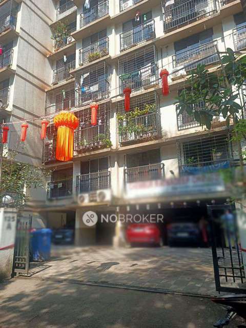 1 BHK Flat In Ratnadeep Co-op Hsg Soc For Sale  In Tilak Nagar