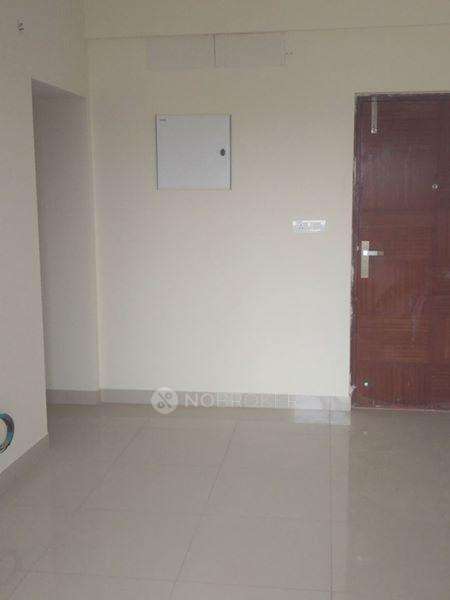 2 BHK Flat In Urban Tree Oxygen For Sale  In Perumbakkam