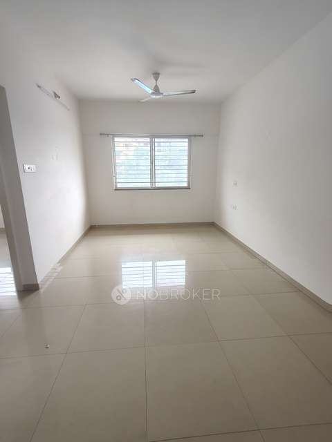 2 BHK Flat In Oriana Building ( No Balcony Mhada Building ) for Rent  In Hqv9+3g6 Kalpataru Exquisite, Mont Vert Tropez Rd, ???? ??? ???, ????, ?????? ??????, ?????????? 411057, India