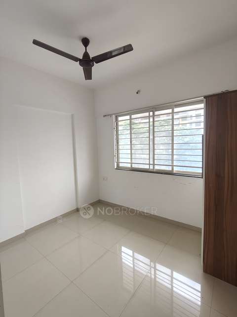 2 BHK Flat In Oriana Building ( No Balcony Mhada Building ) for Rent  In Hqv9+3g6 Kalpataru Exquisite, Mont Vert Tropez Rd, ???? ??? ???, ????, ?????? ??????, ?????????? 411057, India