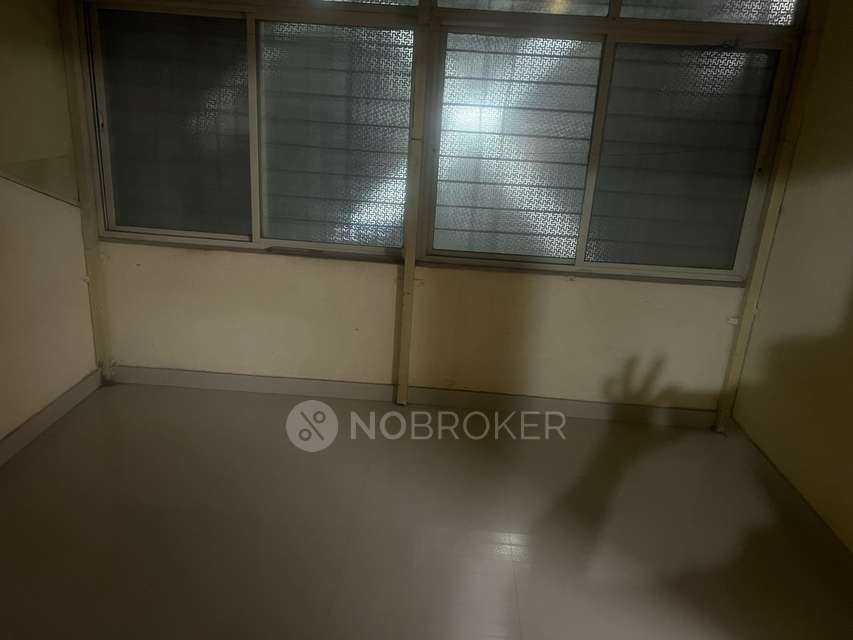 2 BHK Flat In Shrinivas Apartment for Rent  In New Sanghavi